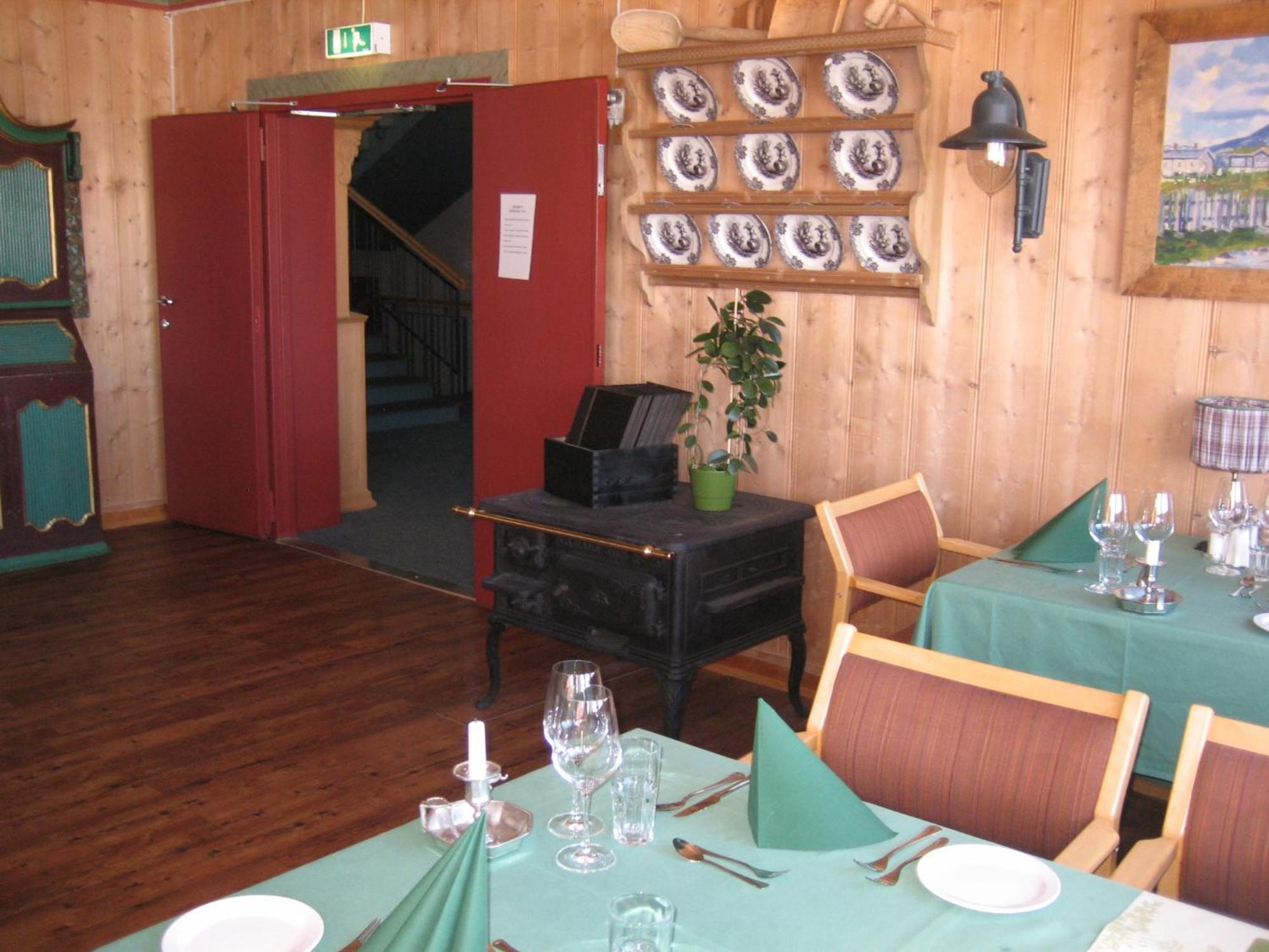 Hovringen Fjellstue Hotel Buitenkant foto