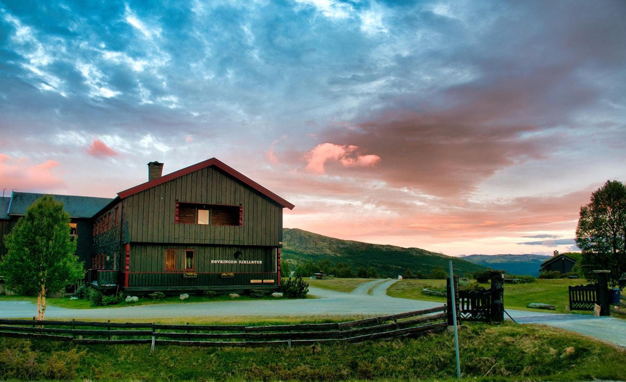 Hovringen Fjellstue Hotel Buitenkant foto