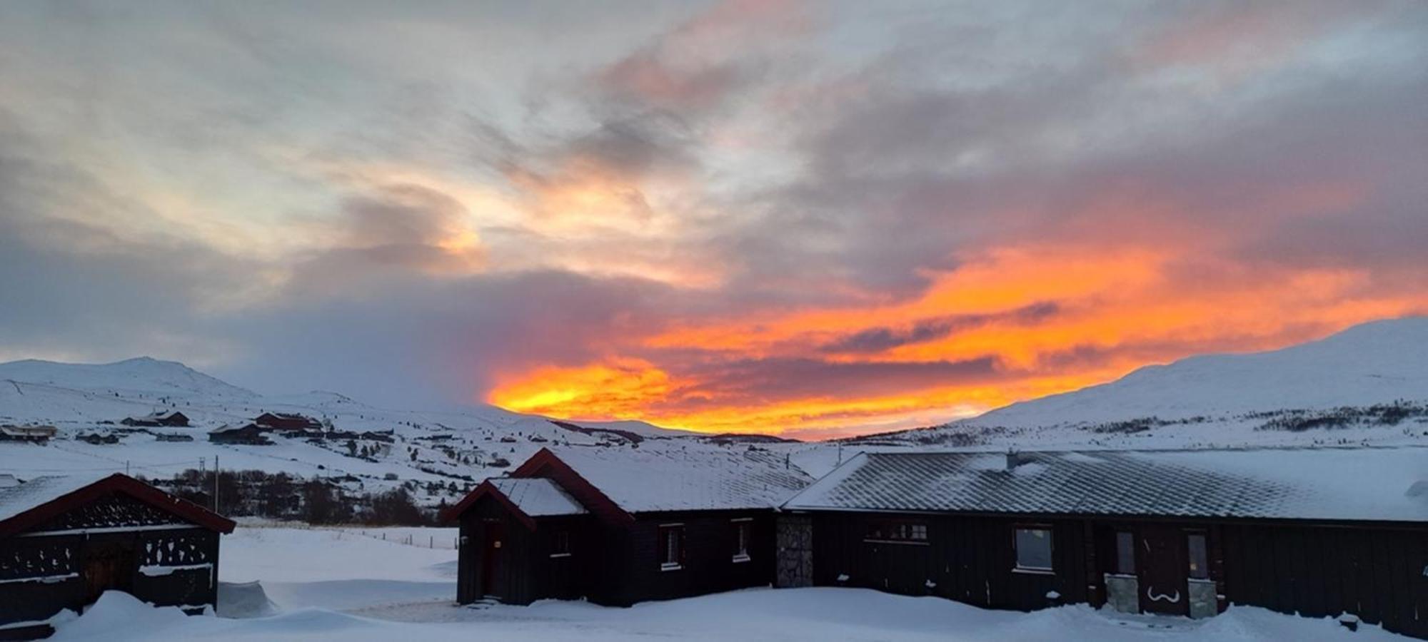 Hovringen Fjellstue Hotel Buitenkant foto